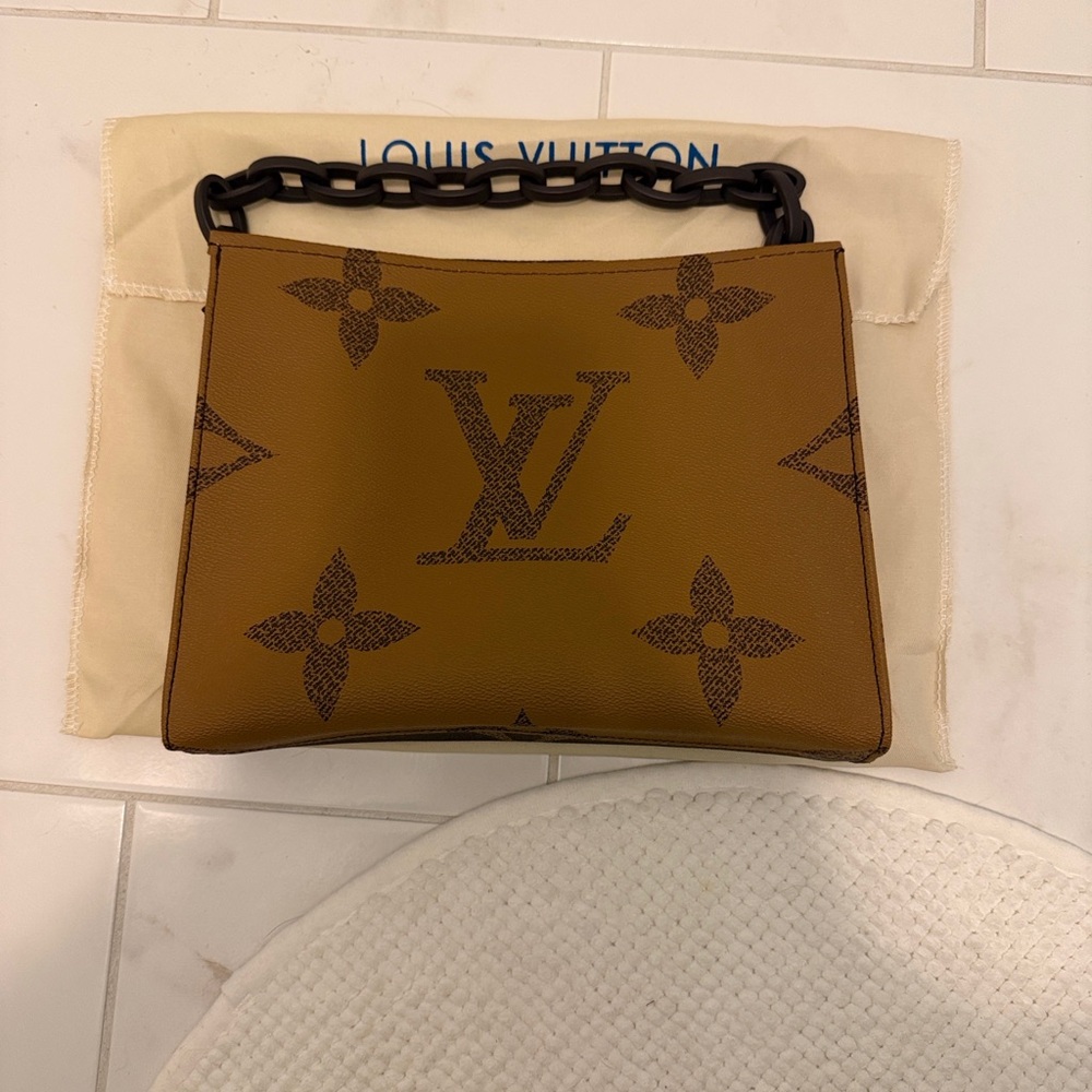 Louis Vuitton Tan Monogram Chain-Handle Shoulder Bag